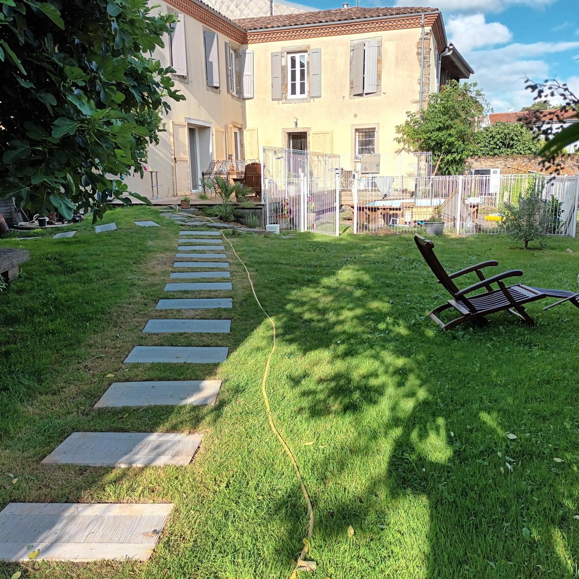 Le Relais Du Fraysse - Chambres D'Hotes Le Fraysse Dış mekan fotoğraf